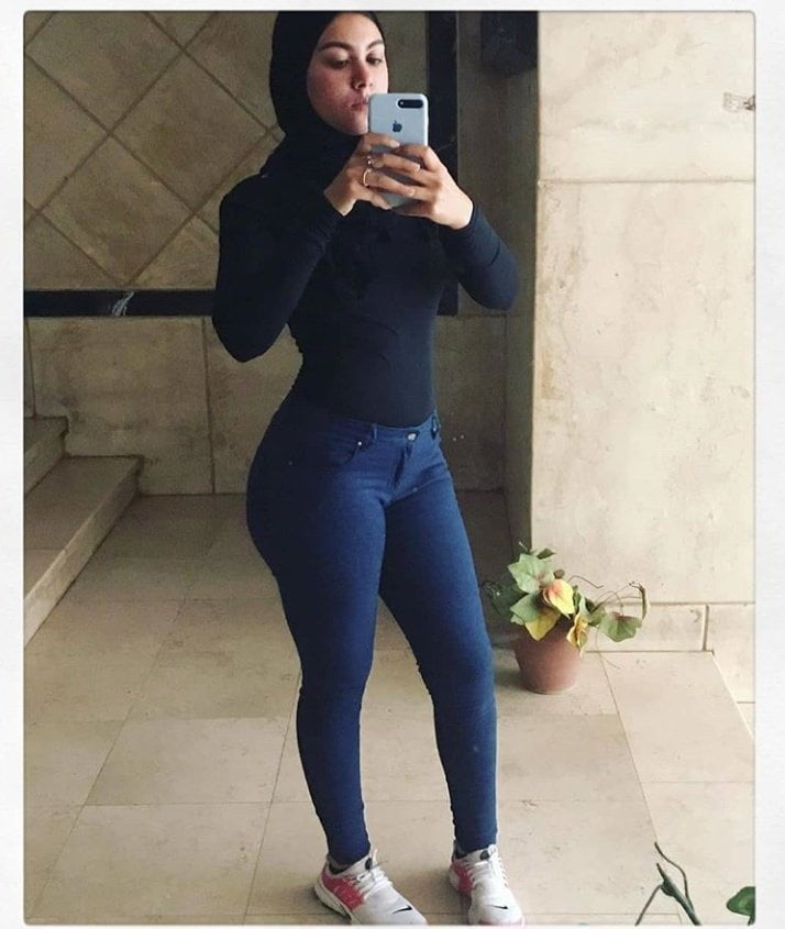 Hijabis #2
 #92562455