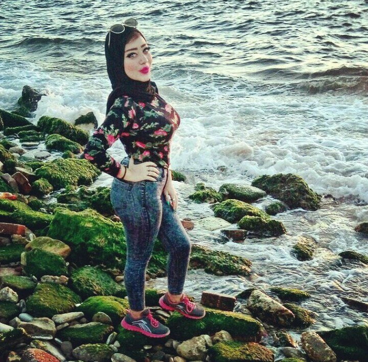 Hijabis #2
 #92562461