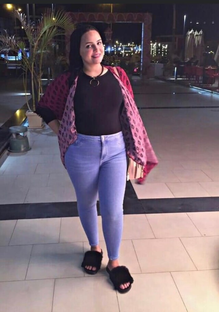 Hijabis #2
 #92562463