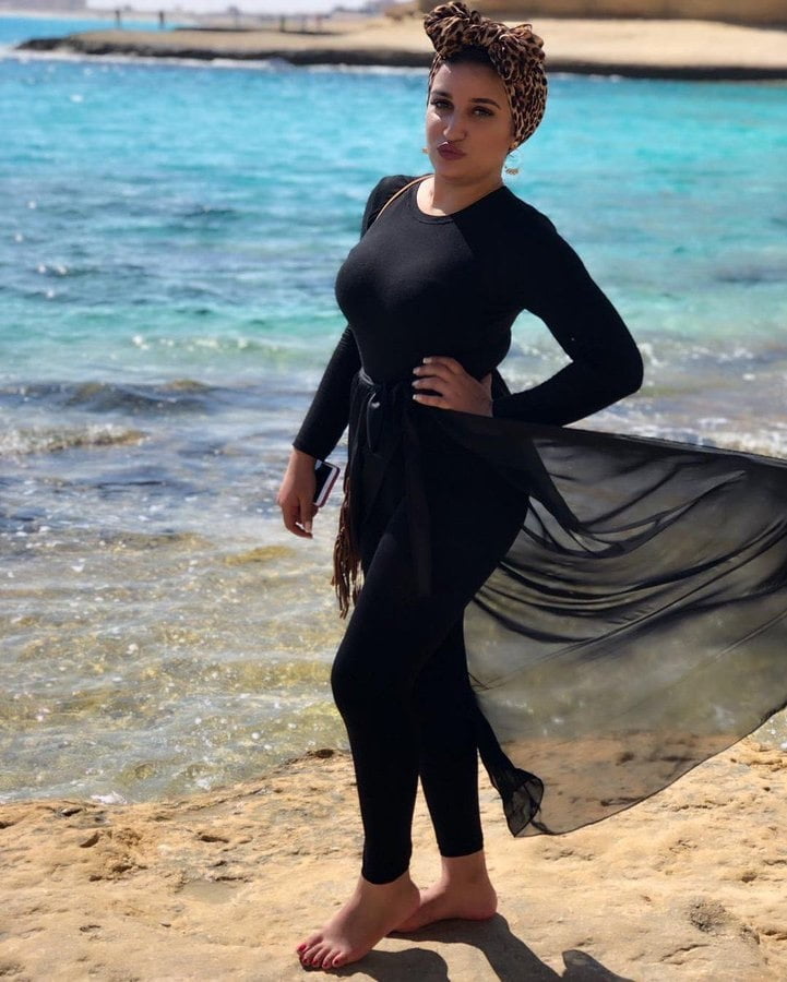 Hijabis #2
 #92562465