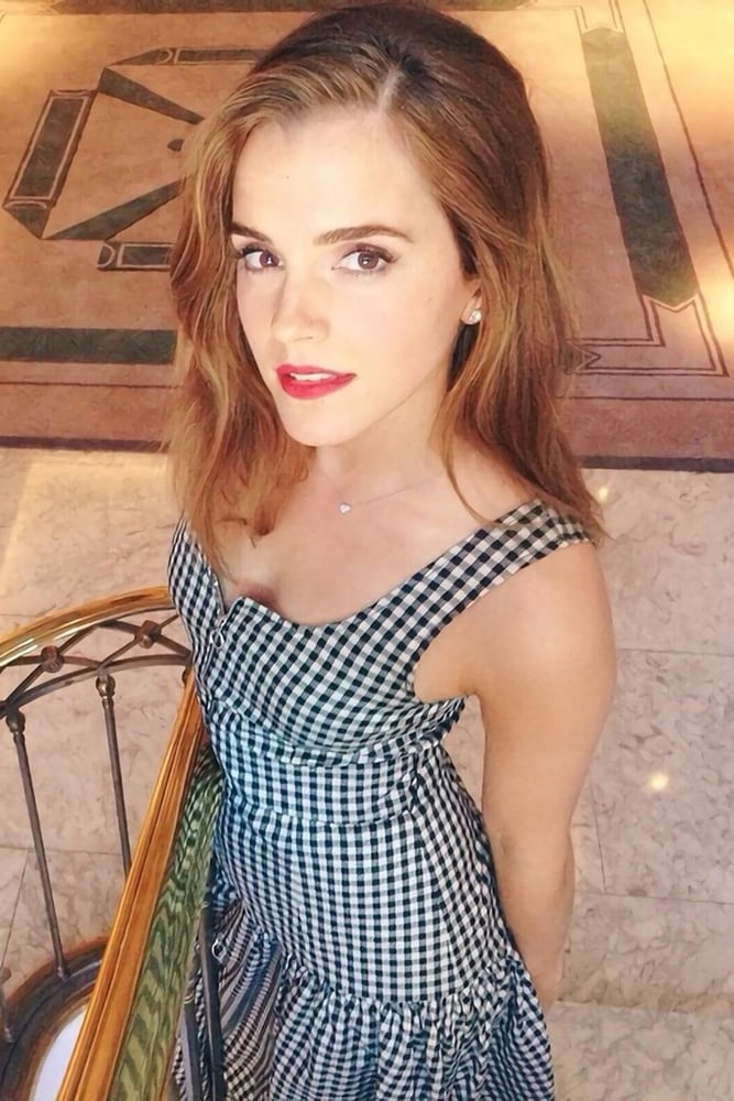 Emma Watson
 #92414111