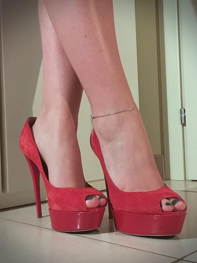 Giada sexy heels and nylon feet #106741072