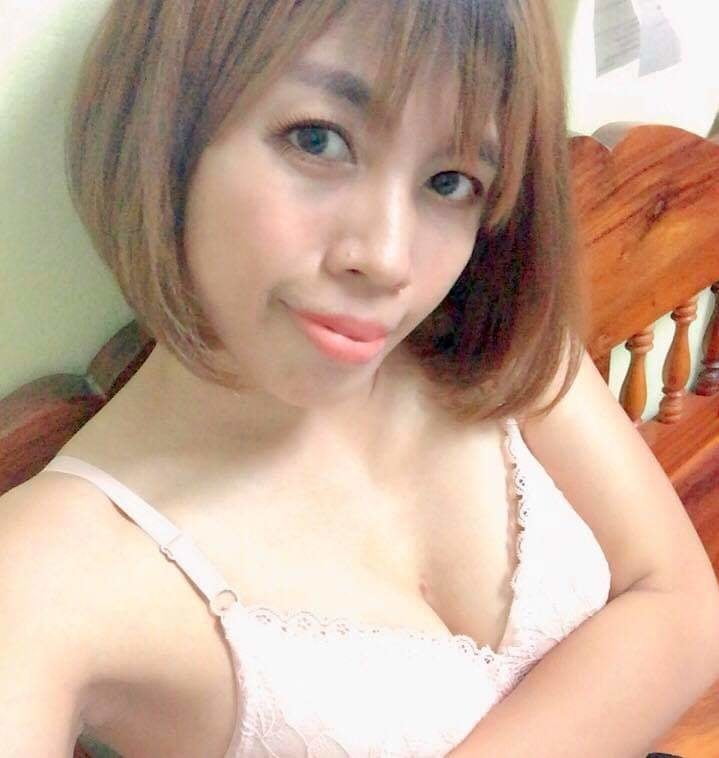 Janda montok, Tebal, Tetek besar #92240351