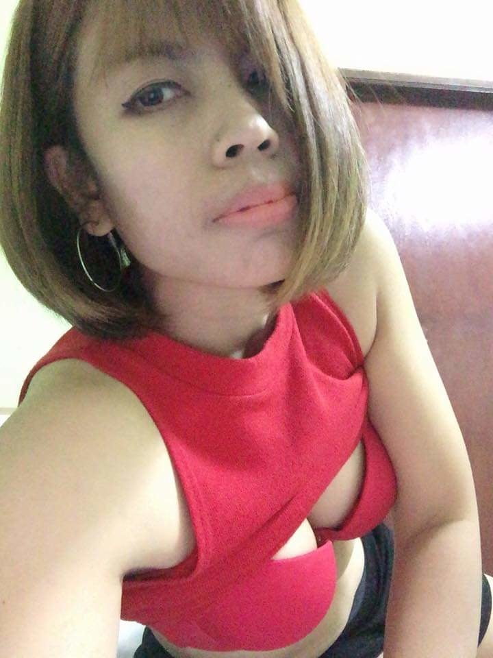 Janda montok, Tebal, Tetek besar #92240378