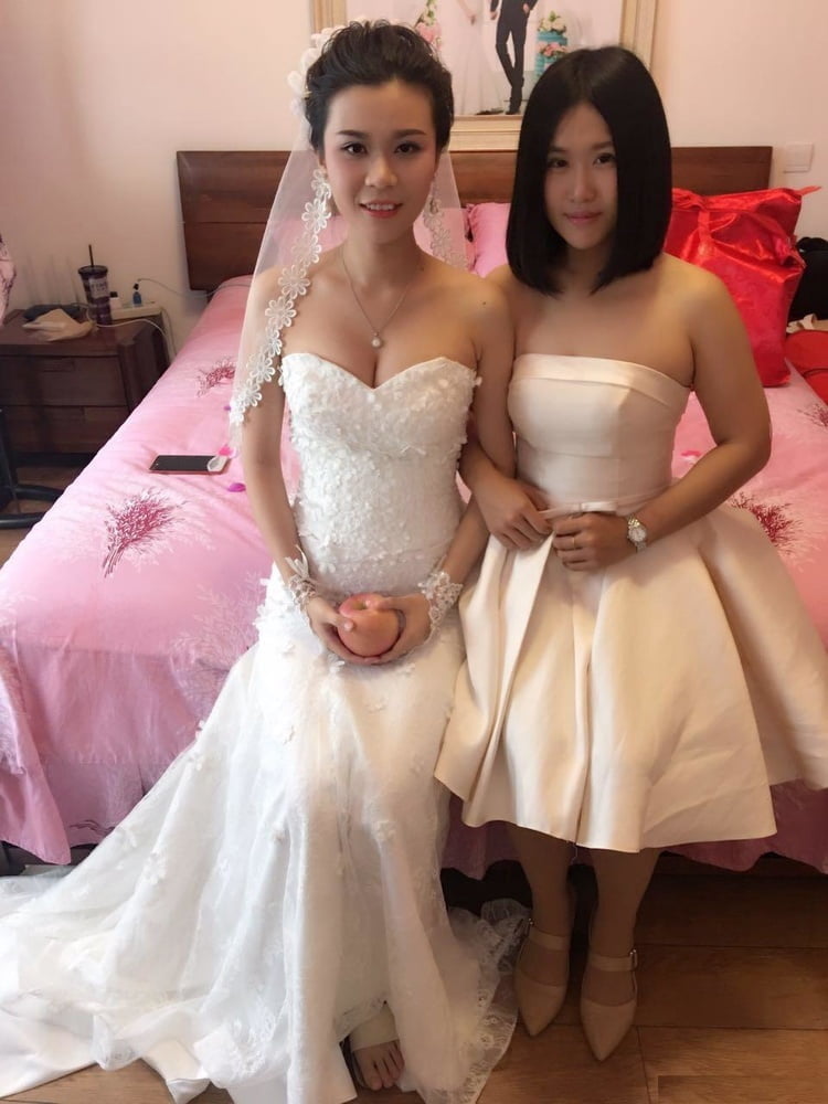 Heiße sexy chinesische Frau nach verheiratetem Betrug an ihrem Mann
 #90829470