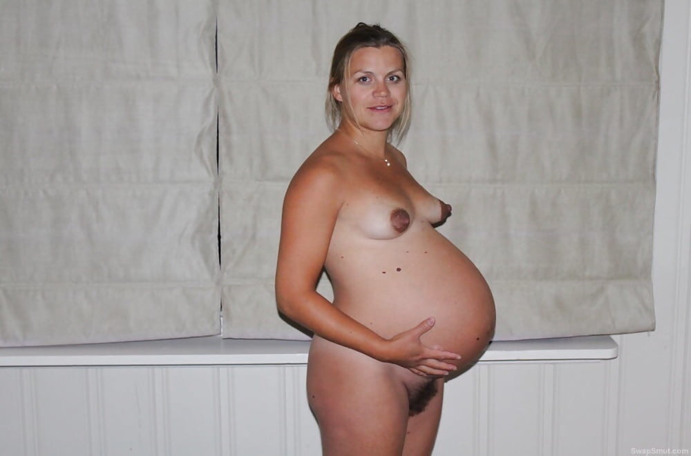 Haarig schwanger
 #80588195