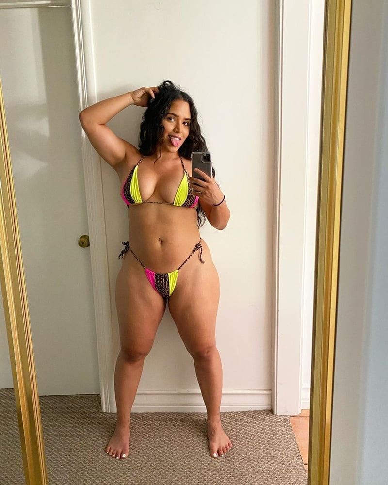 Latinas 6
 #93942017