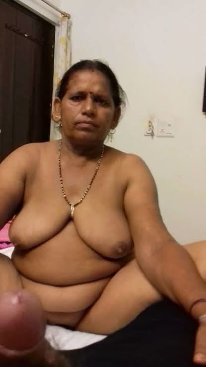Mère indienne
 #93048916
