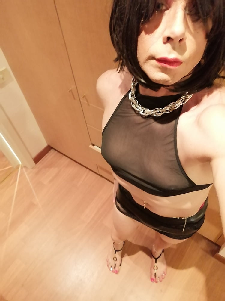 Camelia - it&#039;s getting hot in here #107068633