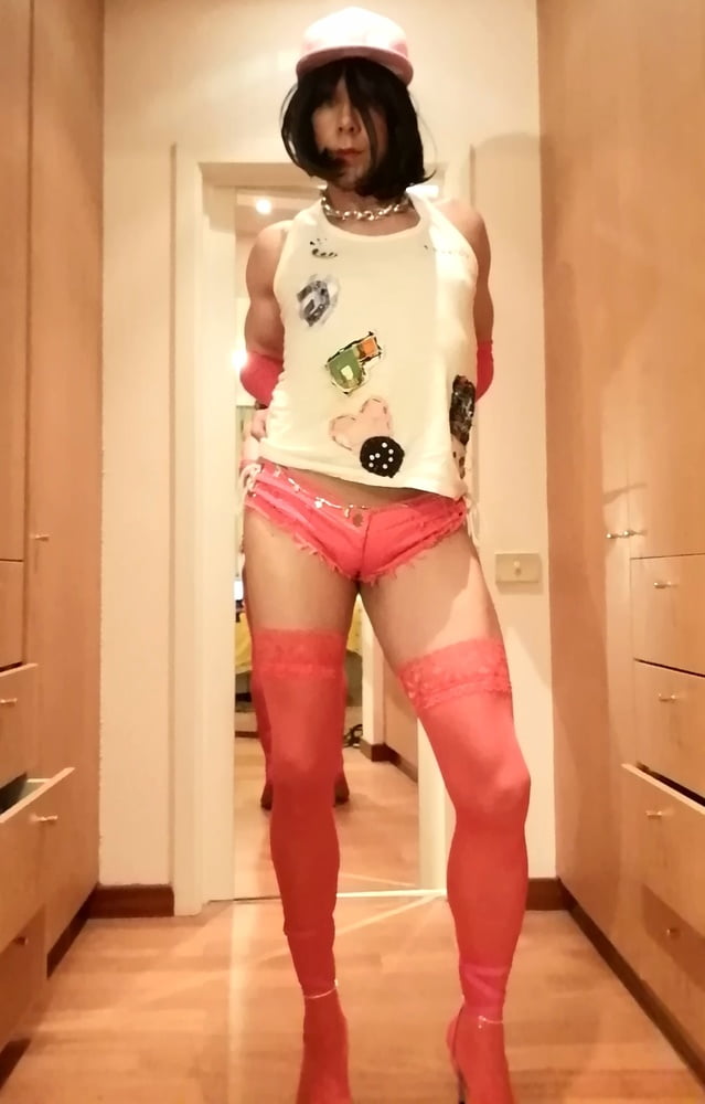 Camelia - it&#039;s getting hot in here #107068660