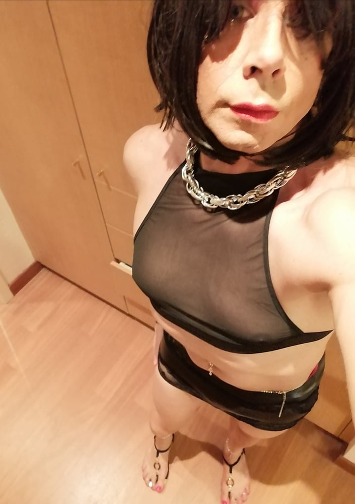Camelia - it&#039;s getting hot in here #107068663