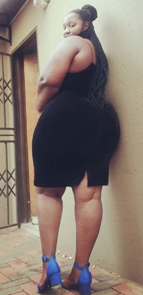 Mega booty grande gamba africana bbw pera mandy
 #98176729