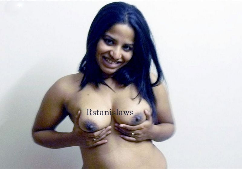 Lankan Girl Nude photos #90105560