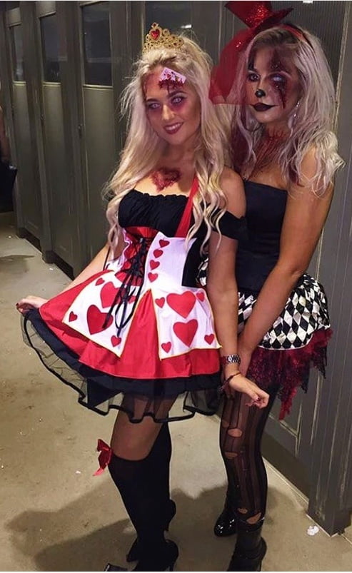 Zorras con disfraces 303
 #81885778