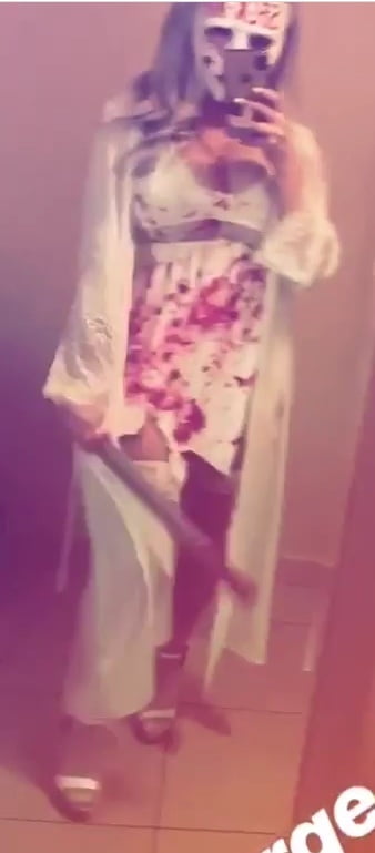 Zorras con disfraces 303
 #81885799