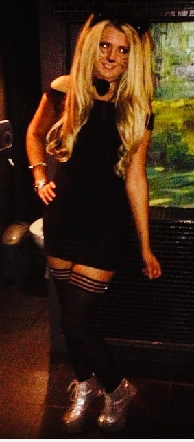 Zorras con disfraces 303
 #81885830