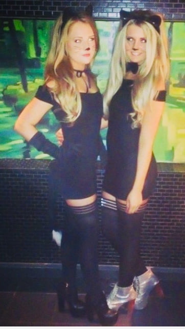 Zorras con disfraces 303
 #81885835