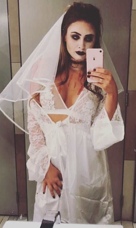 Zorras con disfraces 303
 #81885856