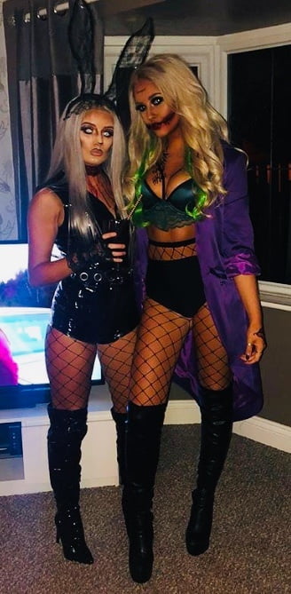 Zorras con disfraces 303
 #81885862