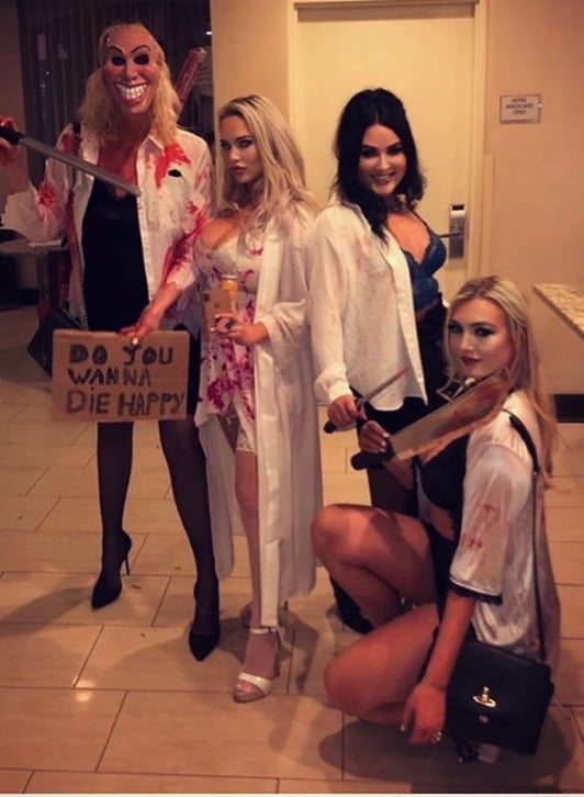 Zorras con disfraces 303
 #81885875