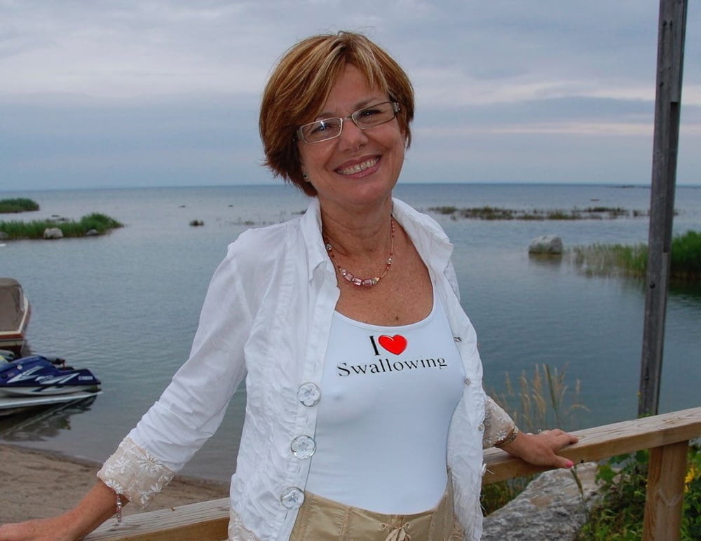 Hummm, les tetons qui pointent
 #97913730