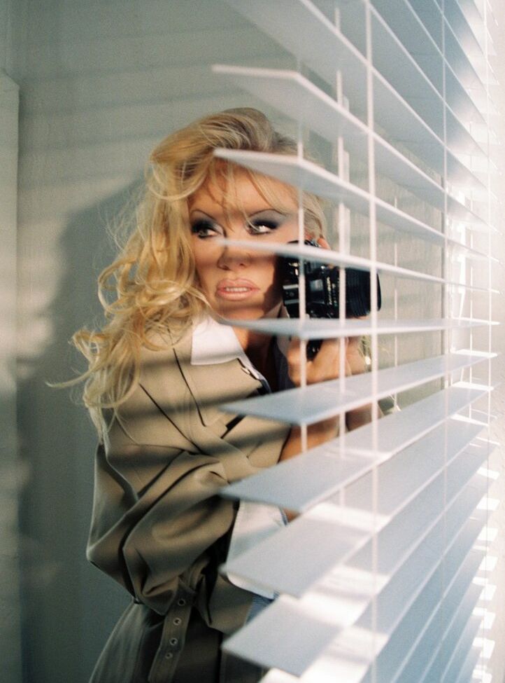 Pamela Anderson nude #109395686