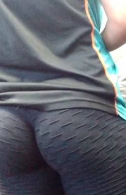 Shortinho bem enfiado na bunda
 #87348020