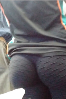 Shortinho bem enfiado na bunda
 #87348024