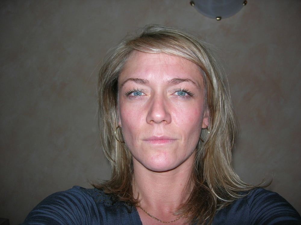 Ihre Mutter milf dumme Hure ist eine exponierte Webwhore cumslut
 #98979549