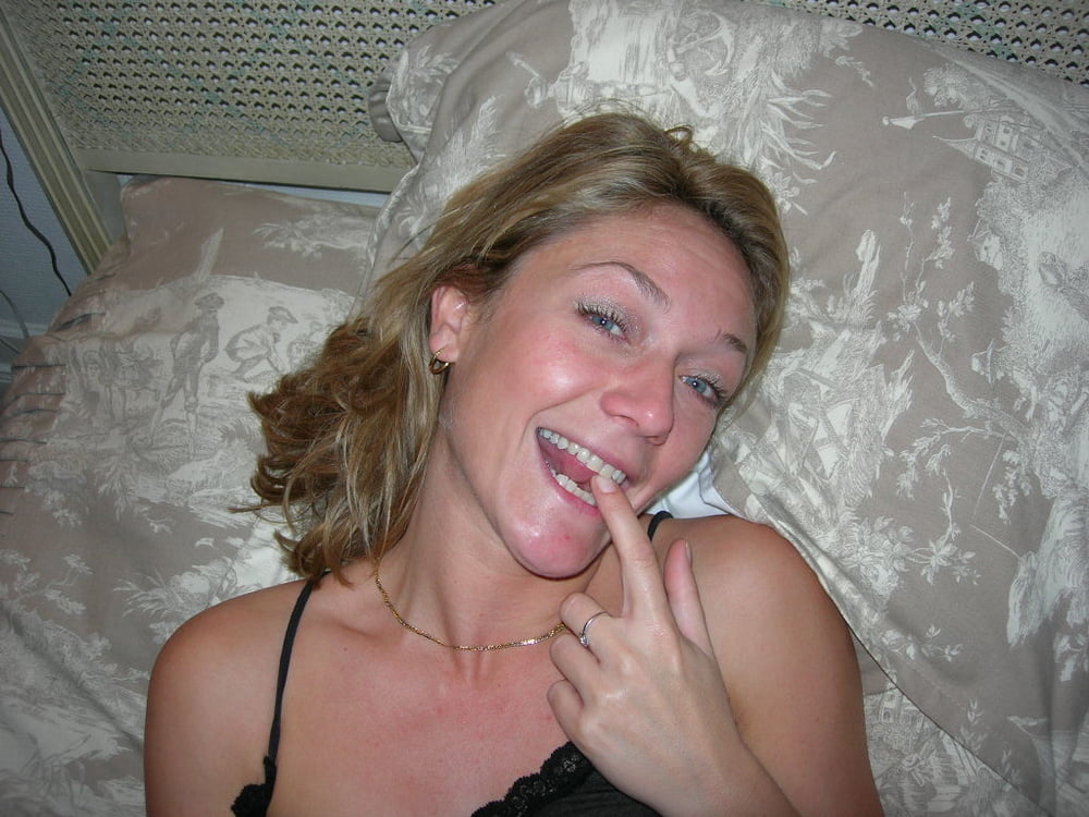 Ihre Mutter milf dumme Hure ist eine exponierte Webwhore cumslut
 #98979600