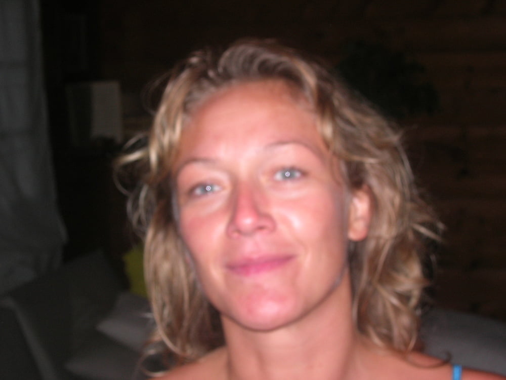 Ihre Mutter milf dumme Hure ist eine exponierte Webwhore cumslut
 #98979655