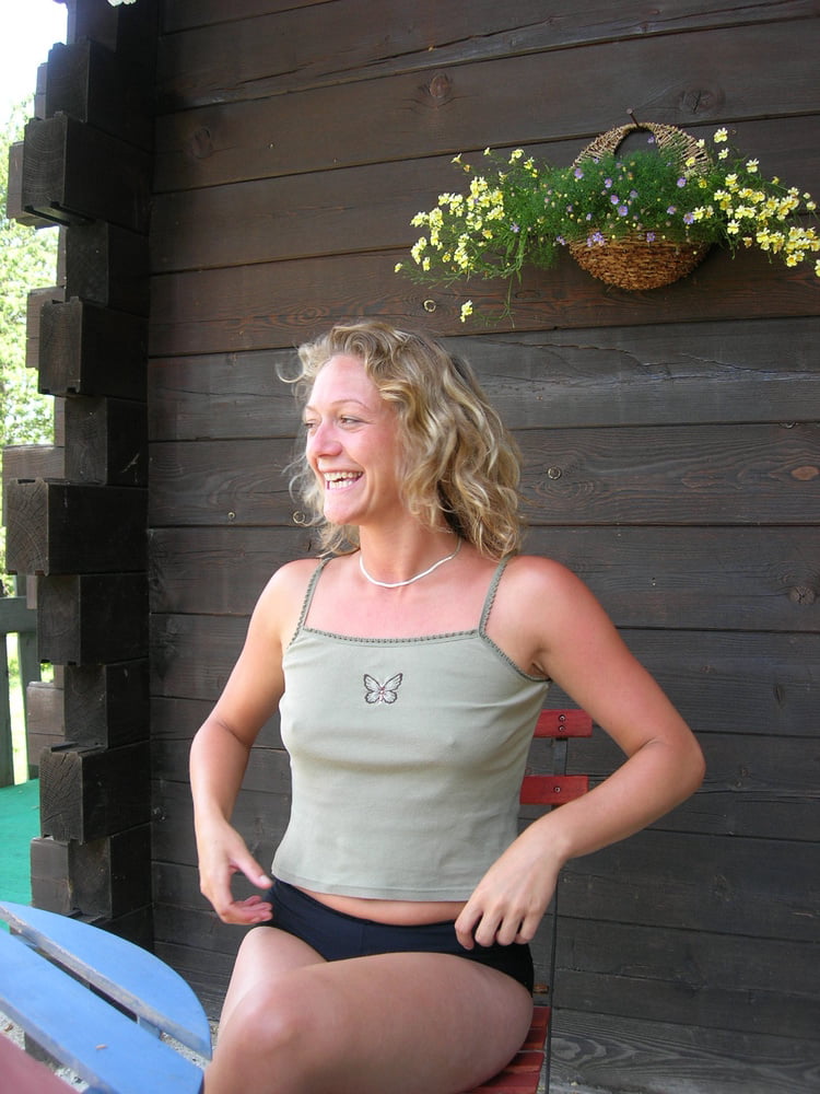 Ihre Mutter milf dumme Hure ist eine exponierte Webwhore cumslut
 #98979679