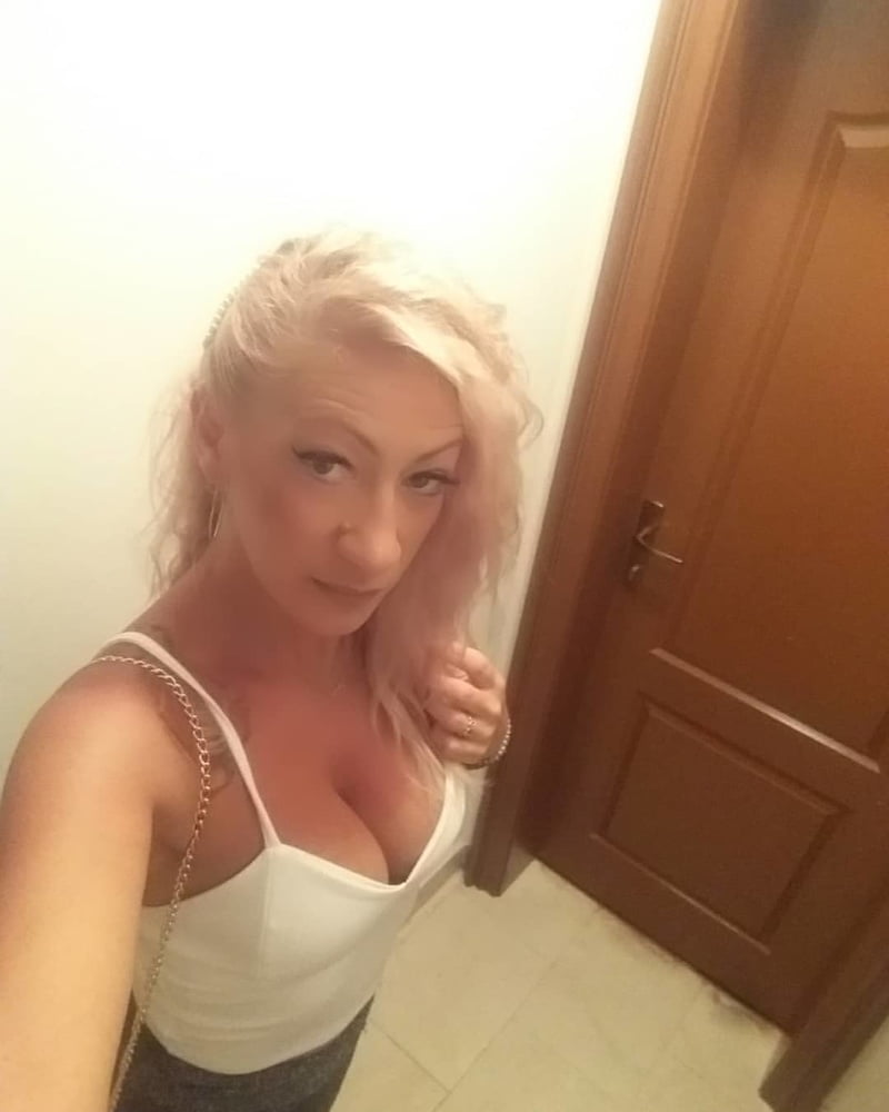 Serbian hot whore blonde milf big natural tits Ana Ciric #106074645