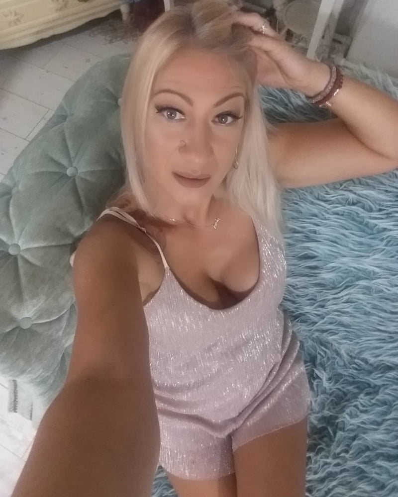 Serbian hot whore blonde milf big natural tits Ana Ciric #106074646