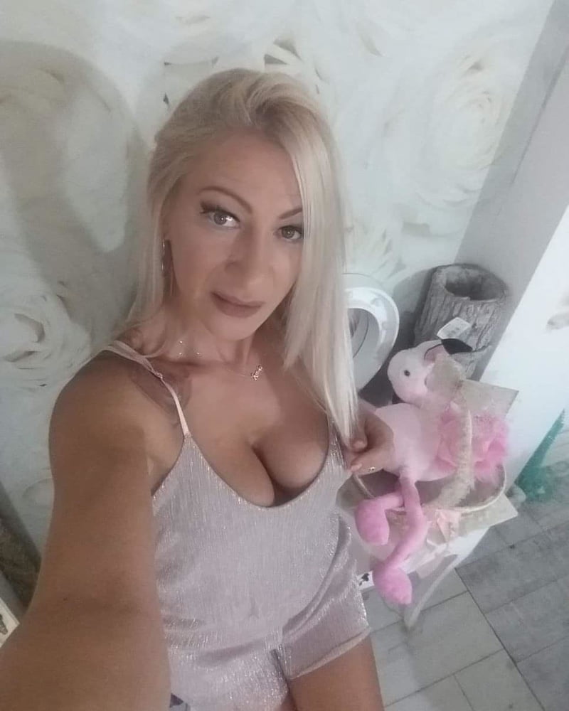 Serbian hot whore blonde milf big natural tits Ana Ciric #106074654
