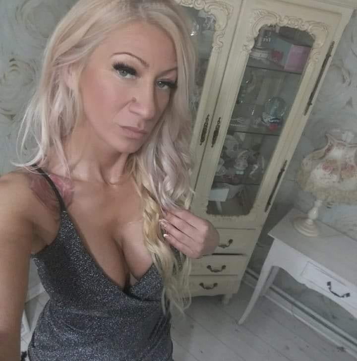 Serbian hot whore blonde milf big natural tits Ana Ciric #106074656