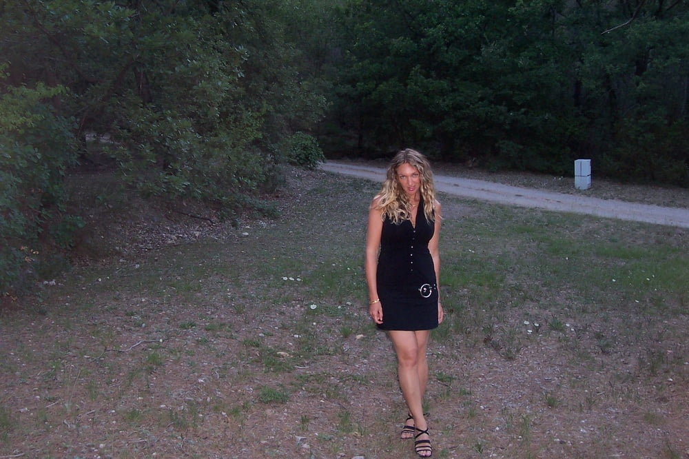 Ihre Mutter milf dumme Hure ist eine exponierte Webwhore cumslut
 #98799413