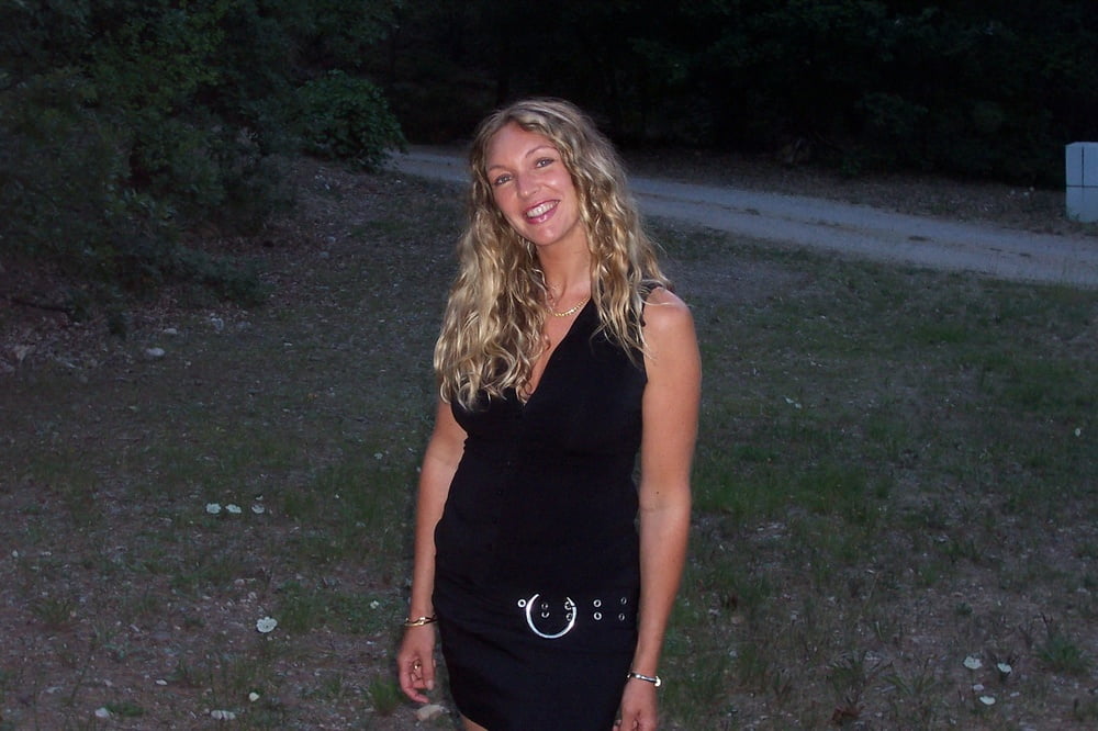 Ihre Mutter milf dumme Hure ist eine exponierte Webwhore cumslut
 #98799416