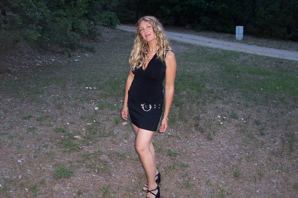 Ihre Mutter milf dumme Hure ist eine exponierte Webwhore cumslut
 #98799419