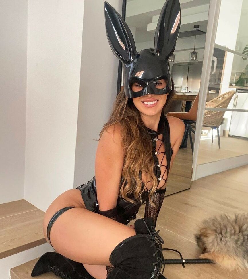 Eva Padlock desnuda #107850434