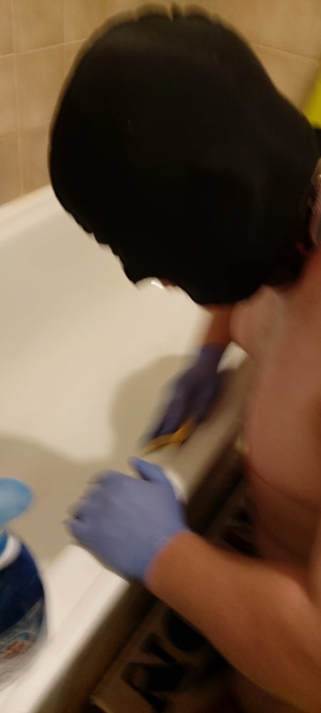 Slave in action ! #81938660