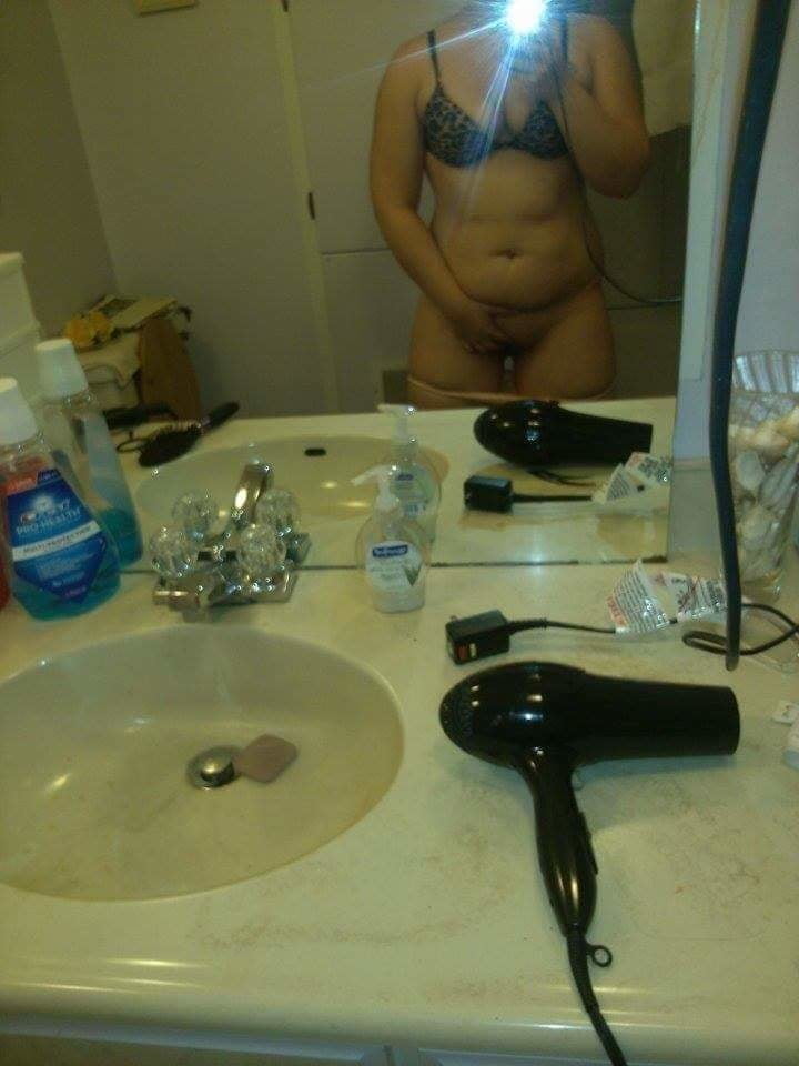 Sexy ass curvy thick MILF. Beautiful PAWG horny wants u watc #98428158