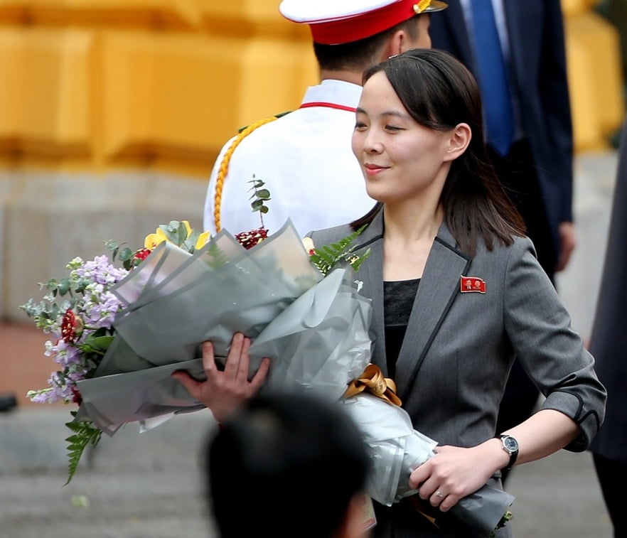 Heiß und verrucht kim yo jong!
 #90591371