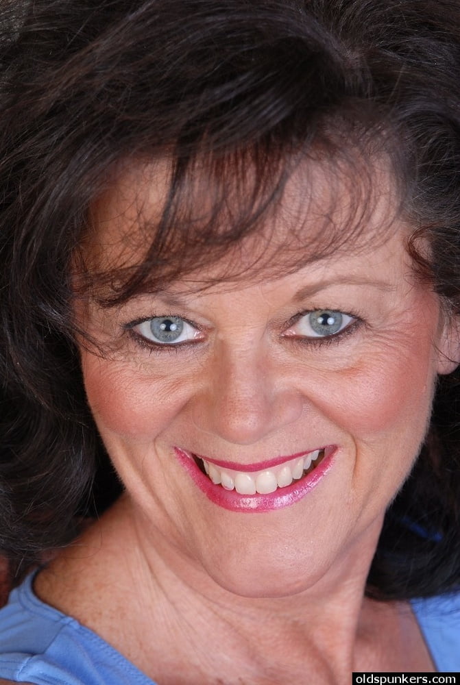 Gilfs and milfs who still have it #105822711