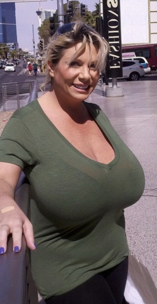 Extremely busty and natural
 #98638387