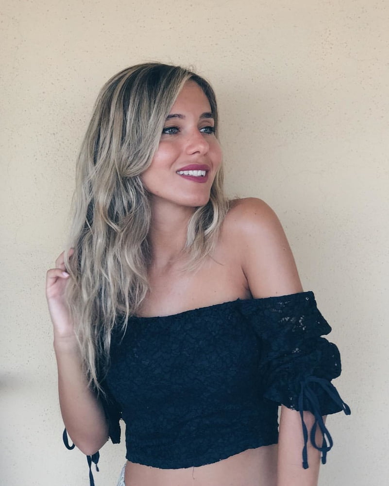 Ambra (la moglie di mike_showsha
 #80057353