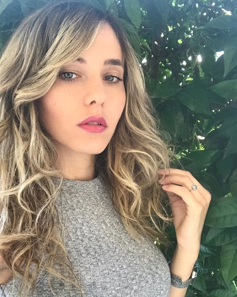 Ambra (la moglie di mike_showsha
 #80057447