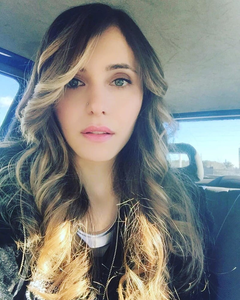 Ambra (la moglie di mike_showsha
 #80057474