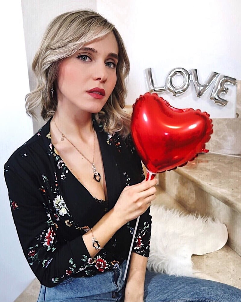 Ambra  (La Moglie Di  Mike_Showsha #80057548