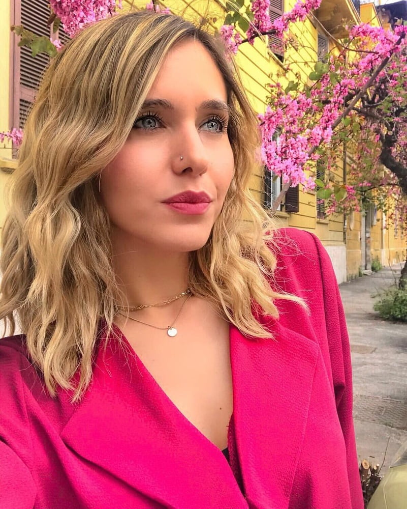 Ambra  (La Moglie Di  Mike_Showsha #80057569